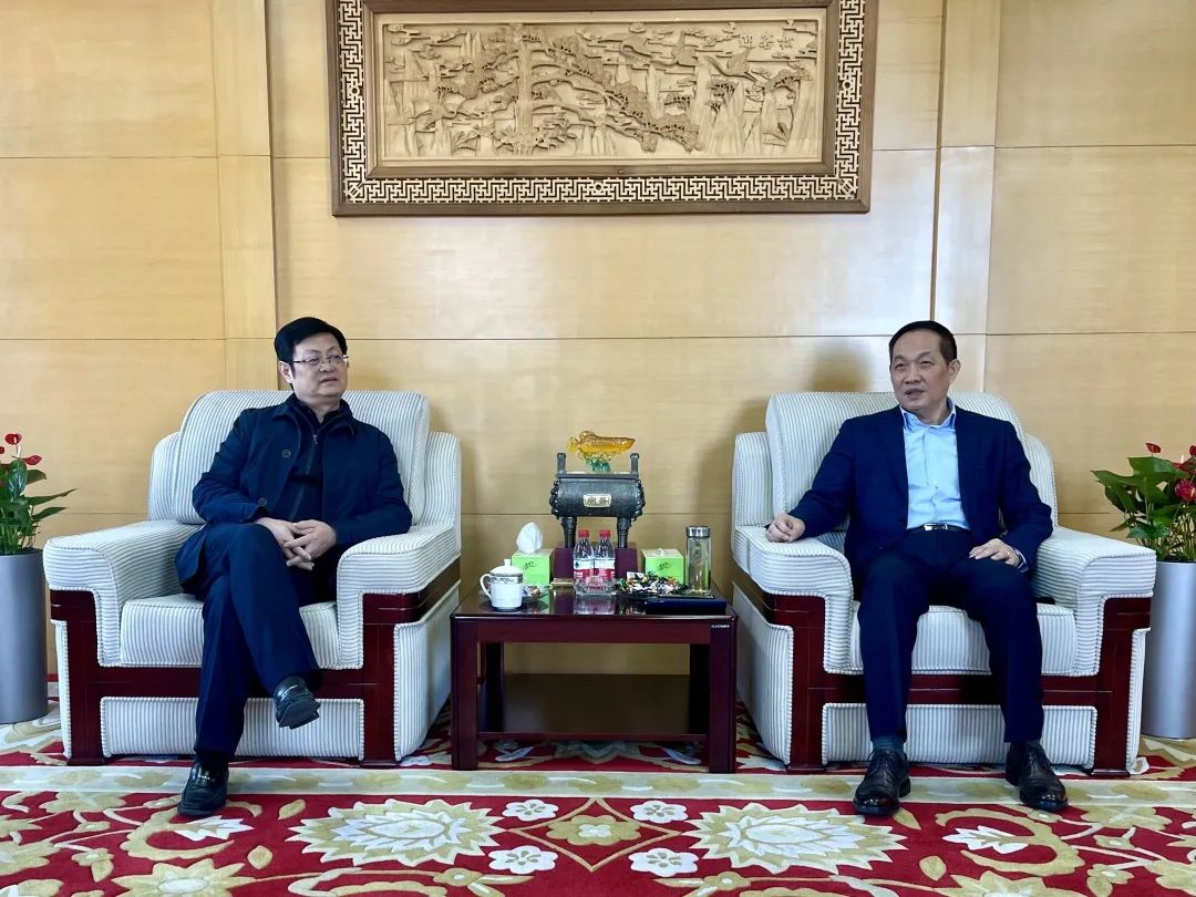 拱墅區(qū)政協(xié)黨組書(shū)記、主席周志輝蒞臨集團(tuán)