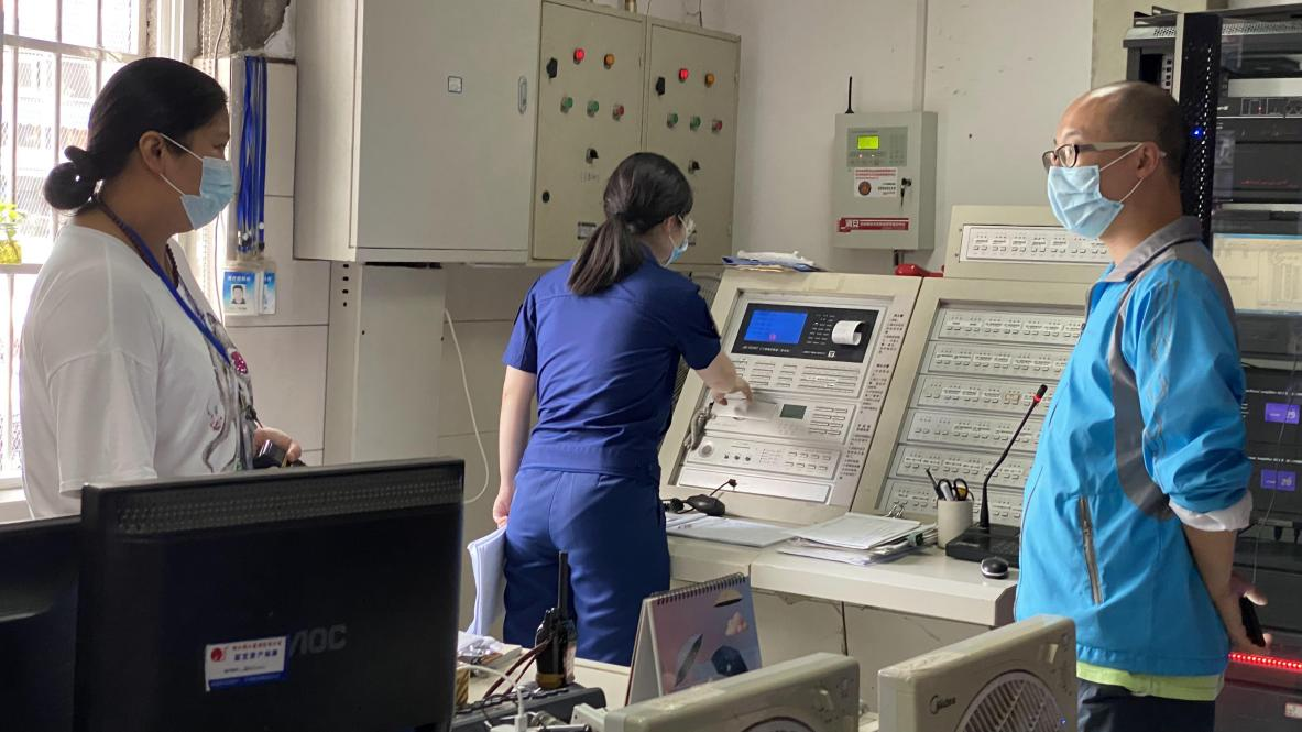 杭州市消防支隊、拱墅區(qū)應(yīng)急管理局聯(lián)合走訪錢江商城開展安全生產(chǎn)專項檢查