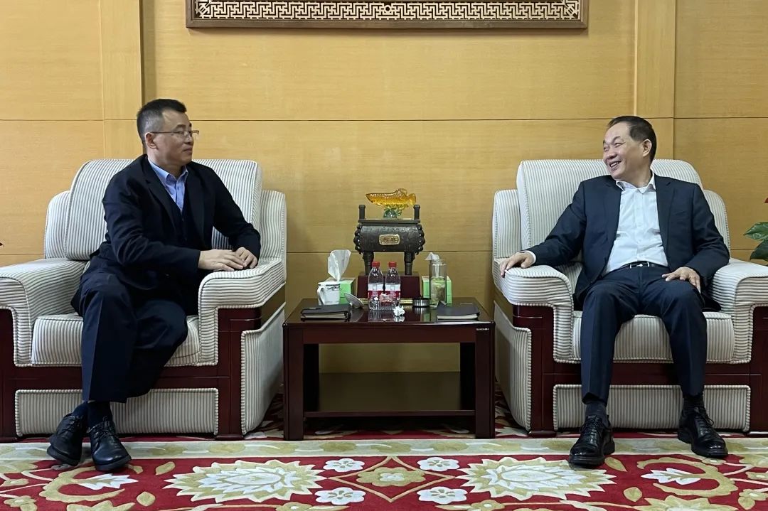 拱墅區(qū)副區(qū)長，公安分局黨委書記、局長徐曉東一行蒞臨集團指導(dǎo)