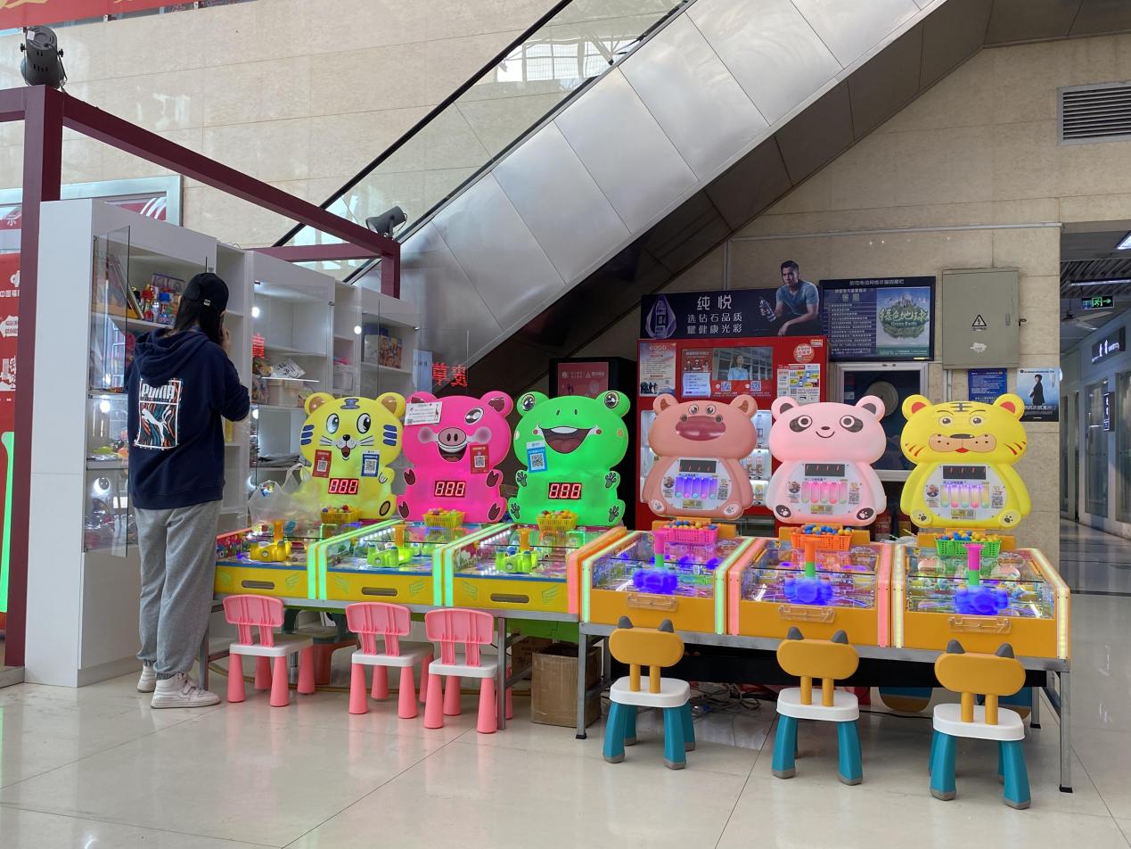 錢江商城正大廳兒童游樂區(qū)來啦！