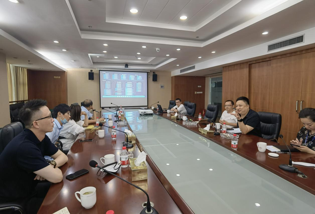 學(xué)先進(jìn)、趕先進(jìn)！錢江商城赴海寧中國皮革城考察學(xué)習(xí)智能化改造數(shù)字化轉(zhuǎn)型