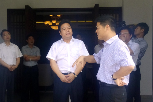 20140527江蘇省海安縣黨政代表團(tuán)來我園區(qū)考察 (3).jpg 20140527江蘇省海安縣黨政代表團(tuán)來我園區(qū)考察 (3).jpg