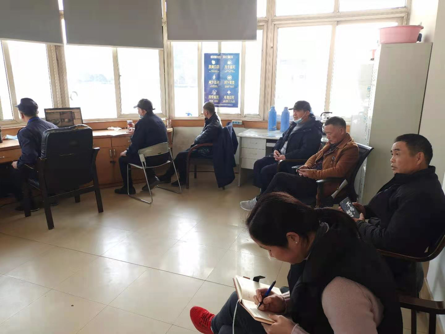 門衛(wèi).png 門衛(wèi).png